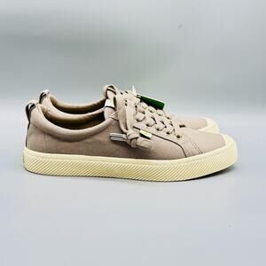 Cariuma Shoes Womens 10.5 Beige Canvas OCA Low Top Sneakers Casual Comfort